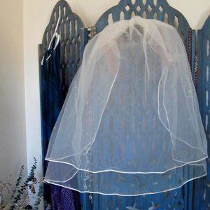 Short Wedding Veil, Hand Made